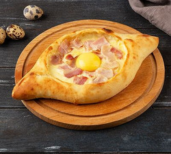 Хачапури карбонара